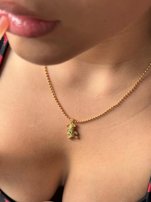 Cadena De Oso Dorado y Diamante Verde