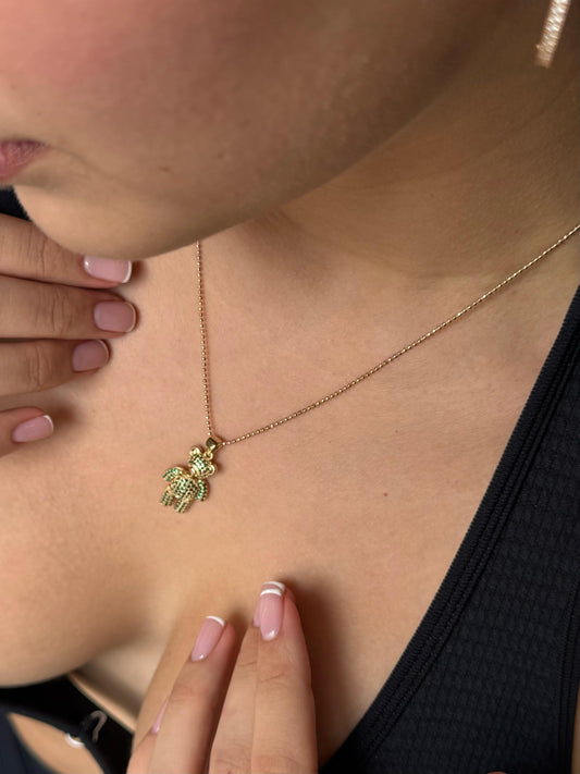 Cadena de Oso Dorado con Circones Azules