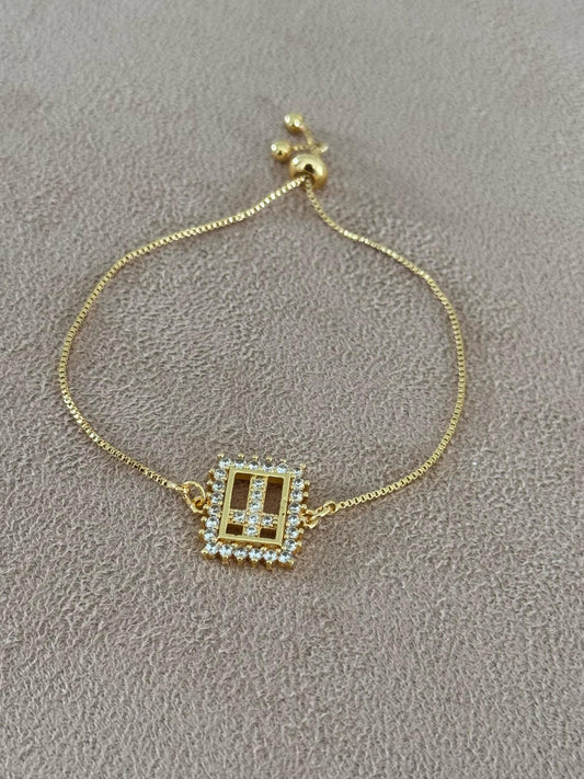 Pulsera con Dije de Cruz